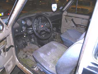 Kaal interieur.